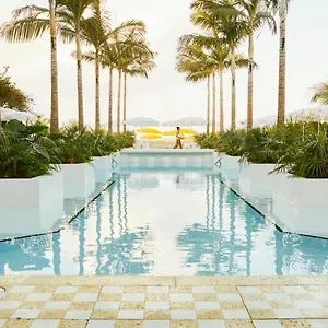 https://beach-suites.comcaribbean.com